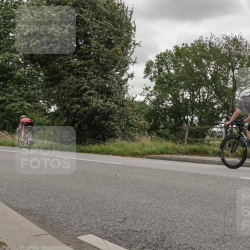 30.08.2026 - Elbe Triathlon Hamburg Michael Burmester http://msf.ph/oto/10111751 30.08.2026 15:28:50 Radfahren  meine-sportfotos.de