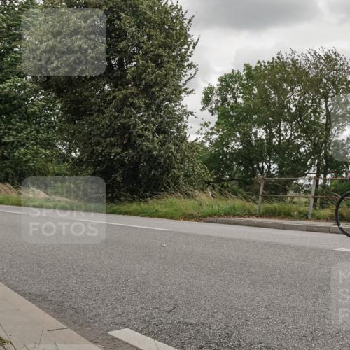 30.08.2026 - Elbe Triathlon Hamburg Michael Burmester http://msf.ph/oto/10111752 30.08.2026 15:28:56 Radfahren  meine-sportfotos.de
