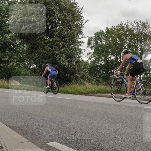 30.08.2026 - Elbe Triathlon Hamburg Michael Burmester http://msf.ph/oto/10111764 30.08.2026 15:30:31 Radfahren  meine-sportfotos.de