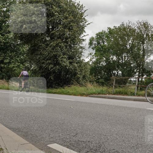 30.08.2026 - Elbe Triathlon Hamburg Michael Burmester http://msf.ph/oto/10111784 30.08.2026 15:32:19 Radfahren  meine-sportfotos.de