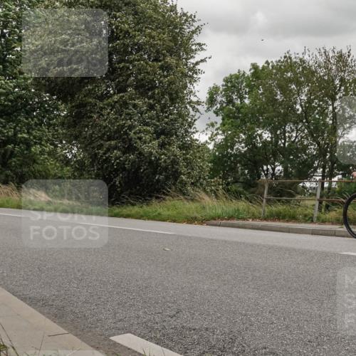 30.08.2026 - Elbe Triathlon Hamburg Michael Burmester http://msf.ph/oto/10111785 30.08.2026 15:32:27 Radfahren  meine-sportfotos.de