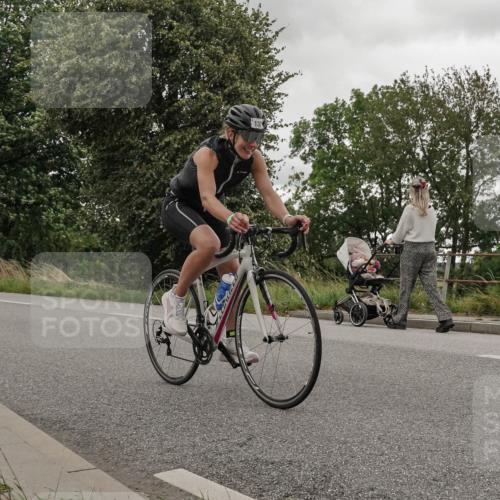 30.08.2026 - Elbe Triathlon Hamburg Michael Burmester http://msf.ph/oto/10111805 30.08.2026 15:34:01 Radfahren 13 meine-sportfotos.de