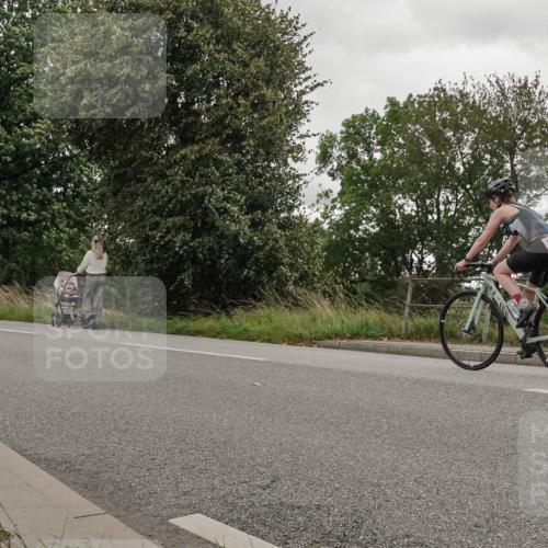 30.08.2026 - Elbe Triathlon Hamburg Michael Burmester http://msf.ph/oto/10111806 30.08.2026 15:34:09 Radfahren  meine-sportfotos.de