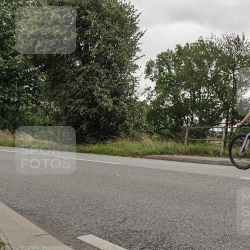 30.08.2026 - Elbe Triathlon Hamburg Michael Burmester http://msf.ph/oto/10111807 30.08.2026 15:34:25 Radfahren  meine-sportfotos.de