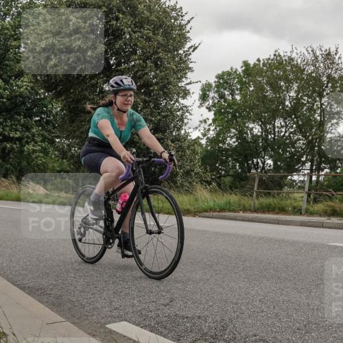 30.08.2026 - Elbe Triathlon Hamburg Michael Burmester http://msf.ph/oto/10111809 30.08.2026 15:34:31 Radfahren  meine-sportfotos.de