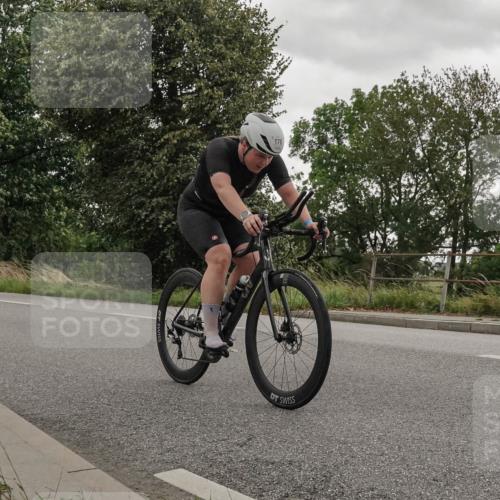 30.08.2026 - Elbe Triathlon Hamburg Michael Burmester http://msf.ph/oto/10111815 30.08.2026 15:34:50 Radfahren 179 meine-sportfotos.de