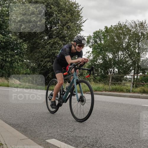 30.08.2026 - Elbe Triathlon Hamburg Michael Burmester http://msf.ph/oto/10111817 30.08.2026 15:34:57 Radfahren 142 meine-sportfotos.de
