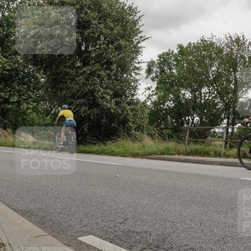 30.08.2026 - Elbe Triathlon Hamburg Michael Burmester http://msf.ph/oto/10111823 30.08.2026 15:35:27 Radfahren  meine-sportfotos.de