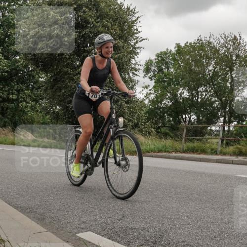 30.08.2026 - Elbe Triathlon Hamburg Michael Burmester http://msf.ph/oto/10111829 30.08.2026 15:36:03 Radfahren 170 meine-sportfotos.de