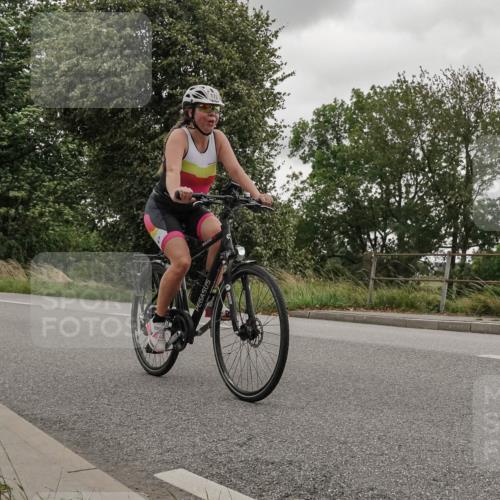 30.08.2026 - Elbe Triathlon Hamburg Michael Burmester http://msf.ph/oto/10111831 30.08.2026 15:36:27 Radfahren  meine-sportfotos.de