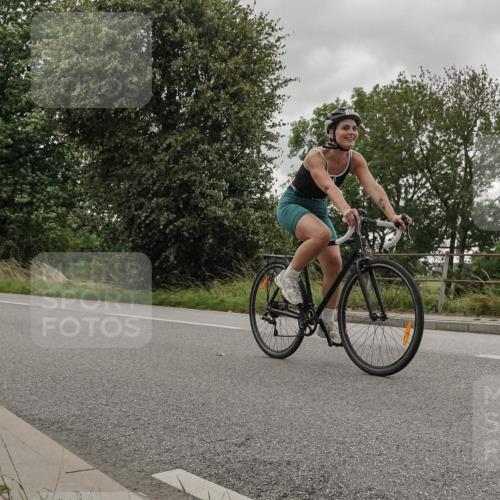30.08.2026 - Elbe Triathlon Hamburg Michael Burmester http://msf.ph/oto/10111849 30.08.2026 15:38:33 Radfahren  meine-sportfotos.de