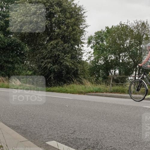 30.08.2026 - Elbe Triathlon Hamburg Michael Burmester http://msf.ph/oto/10111866 30.08.2026 15:40:01 Radfahren  meine-sportfotos.de