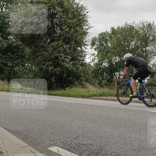 30.08.2026 - Elbe Triathlon Hamburg Michael Burmester http://msf.ph/oto/10111871 30.08.2026 15:40:39 Radfahren  meine-sportfotos.de