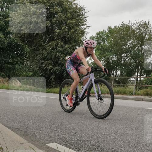 30.08.2026 - Elbe Triathlon Hamburg Michael Burmester http://msf.ph/oto/10111875 30.08.2026 15:41:05 Radfahren  meine-sportfotos.de
