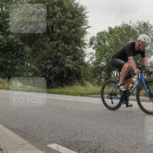 30.08.2026 - Elbe Triathlon Hamburg Michael Burmester http://msf.ph/oto/10111883 30.08.2026 15:41:58 Radfahren  meine-sportfotos.de