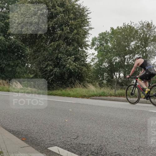30.08.2026 - Elbe Triathlon Hamburg Michael Burmester http://msf.ph/oto/10111890 30.08.2026 15:43:44 Radfahren  meine-sportfotos.de