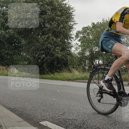 30.08.2026 - Elbe Triathlon Hamburg Michael Burmester http://msf.ph/oto/10111893 30.08.2026 15:44:17 Radfahren  meine-sportfotos.de