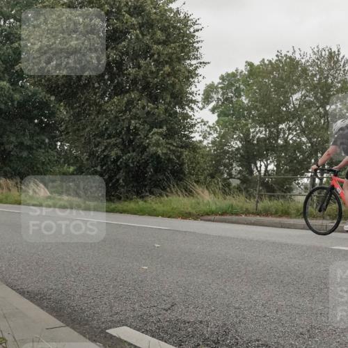 30.08.2026 - Elbe Triathlon Hamburg Michael Burmester http://msf.ph/oto/10111894 30.08.2026 15:44:19 Radfahren 138 meine-sportfotos.de