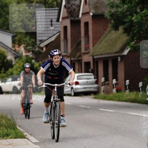 30.08.2026 - Elbe Triathlon Hamburg Michael Burmester http://msf.ph/oto/10111979 30.08.2026 14:14:07 Radfahren 136, 136, 141, 170 meine-sportfotos.de