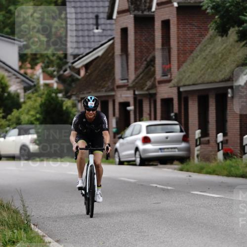30.08.2026 - Elbe Triathlon Hamburg Michael Burmester http://msf.ph/oto/10111994 30.08.2026 14:14:38 Radfahren 148 meine-sportfotos.de