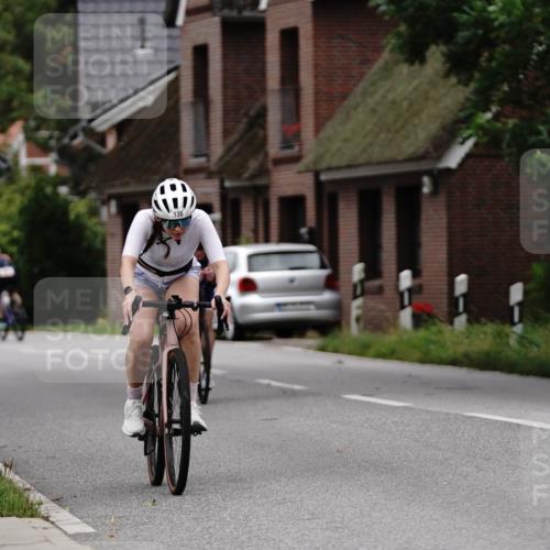 30.08.2026 - Elbe Triathlon Hamburg Michael Burmester http://msf.ph/oto/10112006 30.08.2026 14:14:49 Radfahren 138, 131, 138, 175 meine-sportfotos.de