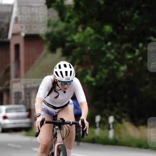 30.08.2026 - Elbe Triathlon Hamburg Michael Burmester http://msf.ph/oto/10112008 30.08.2026 14:14:51 Radfahren 138, 131, 138 meine-sportfotos.de