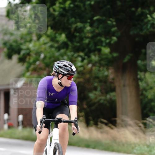 30.08.2026 - Elbe Triathlon Hamburg Michael Burmester http://msf.ph/oto/10112028 30.08.2026 14:15:57 Radfahren 133, 149, 165, 172 meine-sportfotos.de