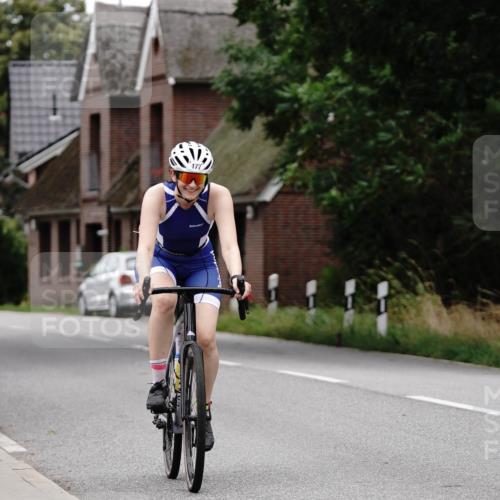 30.08.2026 - Elbe Triathlon Hamburg Michael Burmester http://msf.ph/oto/10112084 30.08.2026 14:17:43 Radfahren 177 meine-sportfotos.de