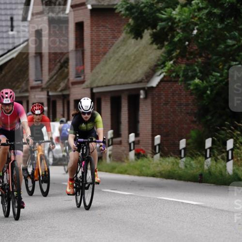 30.08.2026 - Elbe Triathlon Hamburg Michael Burmester http://msf.ph/oto/10112103 30.08.2026 14:18:24 Radfahren 178, 150, 137, 145, 150, 152, 178 meine-sportfotos.de