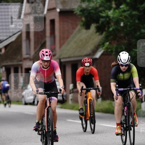 30.08.2026 - Elbe Triathlon Hamburg Michael Burmester http://msf.ph/oto/10112107 30.08.2026 14:18:25 Radfahren 178, 150, 137, 145, 150, 152, 178 meine-sportfotos.de