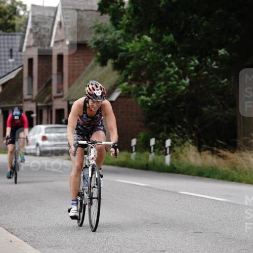 30.08.2026 - Elbe Triathlon Hamburg Michael Burmester http://msf.ph/oto/10112184 30.08.2026 14:21:01 Radfahren 172, 132, 146, 161, 172, 176 meine-sportfotos.de