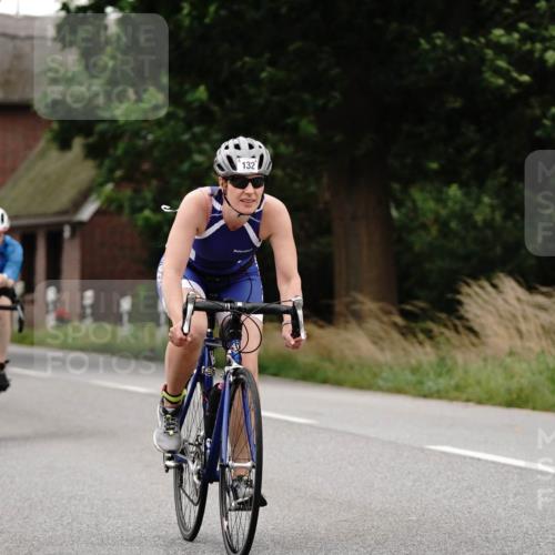 30.08.2026 - Elbe Triathlon Hamburg Michael Burmester http://msf.ph/oto/10112190 30.08.2026 14:21:04 Radfahren 132, 132, 146, 161, 172, 176 meine-sportfotos.de
