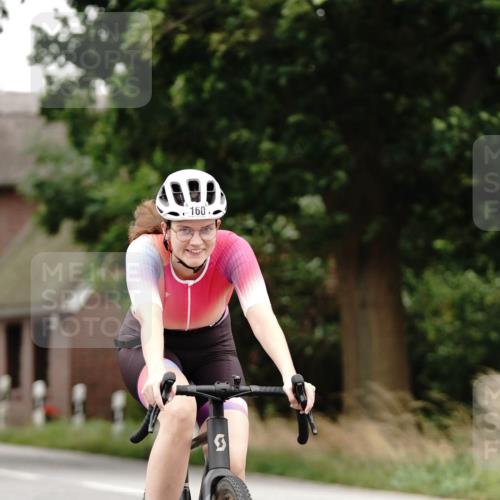 30.08.2026 - Elbe Triathlon Hamburg Michael Burmester http://msf.ph/oto/10112200 30.08.2026 14:21:45 Radfahren 160, 160 meine-sportfotos.de