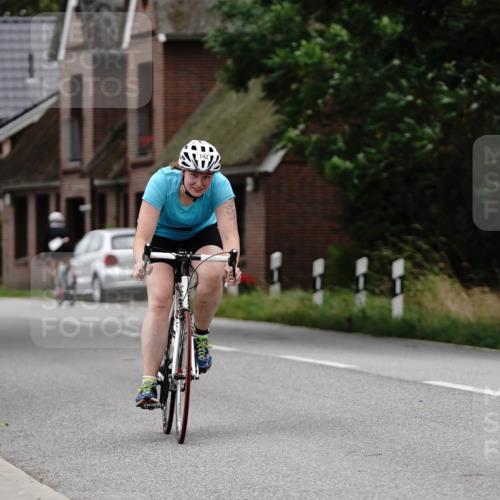 30.08.2026 - Elbe Triathlon Hamburg Michael Burmester http://msf.ph/oto/10112215 30.08.2026 14:22:31 Radfahren 142, 153 meine-sportfotos.de
