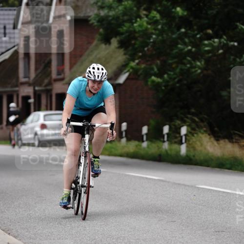 30.08.2026 - Elbe Triathlon Hamburg Michael Burmester http://msf.ph/oto/10112216 30.08.2026 14:22:31 Radfahren 142, 153 meine-sportfotos.de