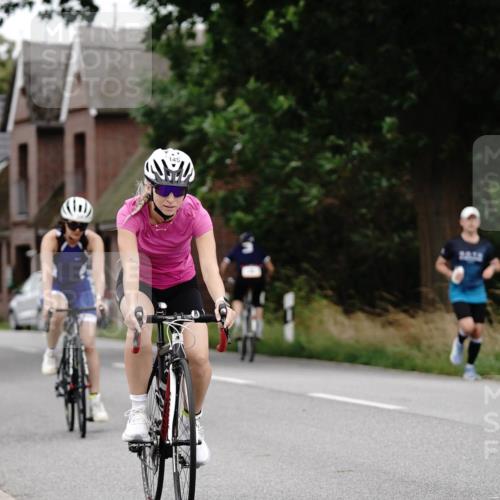 30.08.2026 - Elbe Triathlon Hamburg Michael Burmester http://msf.ph/oto/10112236 30.08.2026 14:24:07 Radfahren 134, 145 meine-sportfotos.de