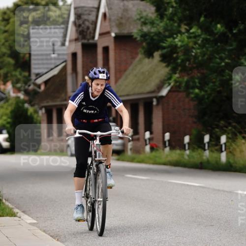 30.08.2026 - Elbe Triathlon Hamburg Michael Burmester http://msf.ph/oto/10112247 30.08.2026 14:25:40 Radfahren 136, 136 meine-sportfotos.de