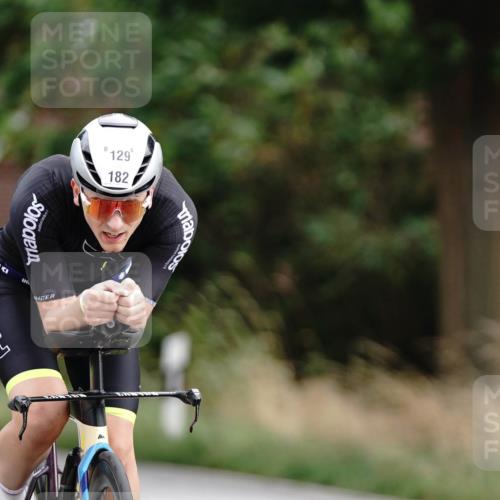 30.08.2026 - Elbe Triathlon Hamburg Michael Burmester http://msf.ph/oto/10112273 30.08.2026 14:43:53 Radfahren 129, 182 meine-sportfotos.de
