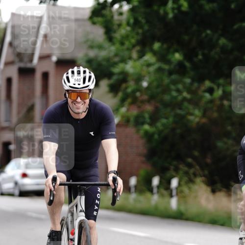 30.08.2026 - Elbe Triathlon Hamburg Michael Burmester http://msf.ph/oto/10112278 30.08.2026 14:44:02 Radfahren 1, 7, 140, 175 meine-sportfotos.de