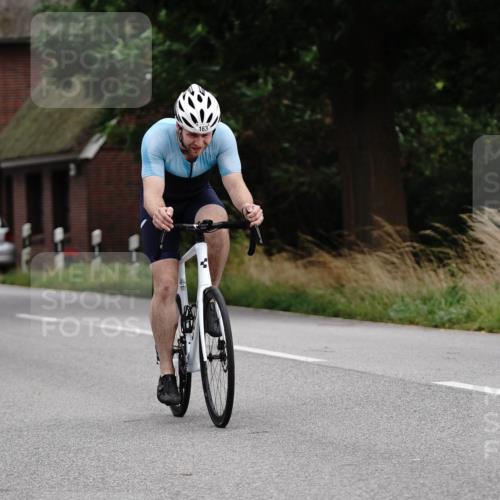 30.08.2026 - Elbe Triathlon Hamburg Michael Burmester http://msf.ph/oto/10112281 30.08.2026 14:44:22 Radfahren 163, 163 meine-sportfotos.de
