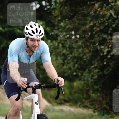 30.08.2026 - Elbe Triathlon Hamburg Michael Burmester http://msf.ph/oto/10112283 30.08.2026 14:44:23 Radfahren 163, 163 meine-sportfotos.de