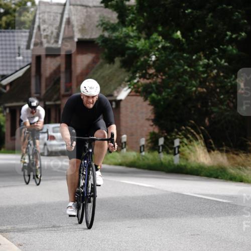 30.08.2026 - Elbe Triathlon Hamburg Michael Burmester http://msf.ph/oto/10112309 30.08.2026 14:47:27 Radfahren 151, 156, 165, 168 meine-sportfotos.de