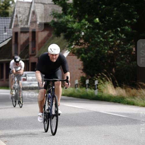 30.08.2026 - Elbe Triathlon Hamburg Michael Burmester http://msf.ph/oto/10112310 30.08.2026 14:47:27 Radfahren 151, 151, 156, 165, 168 meine-sportfotos.de
