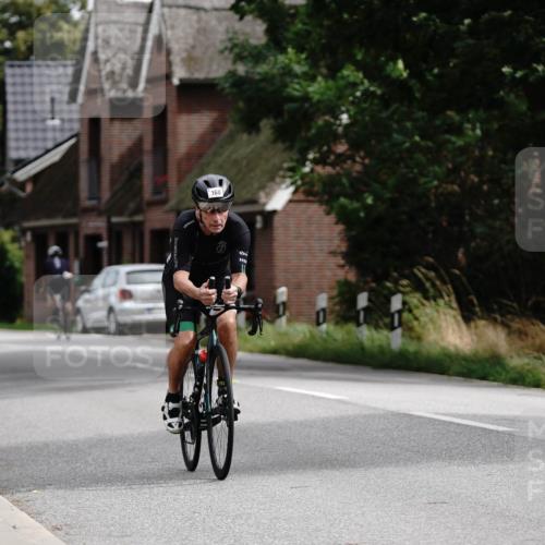 30.08.2026 - Elbe Triathlon Hamburg Michael Burmester http://msf.ph/oto/10112315 30.08.2026 14:47:34 Radfahren 168, 165, 168 meine-sportfotos.de