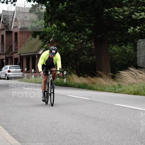 30.08.2026 - Elbe Triathlon Hamburg Michael Burmester http://msf.ph/oto/10112348 30.08.2026 14:49:52 Radfahren 146 meine-sportfotos.de