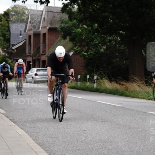 30.08.2026 - Elbe Triathlon Hamburg Michael Burmester http://msf.ph/oto/10112379 30.08.2026 14:51:43 Radfahren 151, 135, 173 meine-sportfotos.de