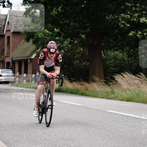 30.08.2026 - Elbe Triathlon Hamburg Michael Burmester http://msf.ph/oto/10112394 30.08.2026 14:52:23 Radfahren 164 meine-sportfotos.de