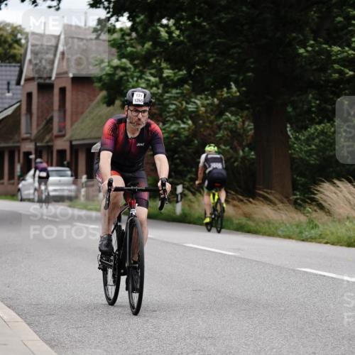 30.08.2026 - Elbe Triathlon Hamburg Michael Burmester http://msf.ph/oto/10112404 30.08.2026 14:52:47 Radfahren 131, 1265, 145 meine-sportfotos.de
