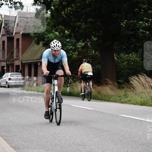 30.08.2026 - Elbe Triathlon Hamburg Michael Burmester http://msf.ph/oto/10112414 30.08.2026 14:53:41 Radfahren 163 meine-sportfotos.de