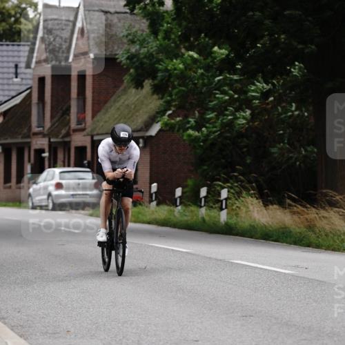 30.08.2026 - Elbe Triathlon Hamburg Michael Burmester http://msf.ph/oto/10112428 30.08.2026 14:54:01 Radfahren 176, 169 meine-sportfotos.de